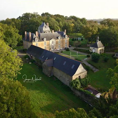 Gospodarstwo wiejskie Chateau Du Bois Glaume Poligné